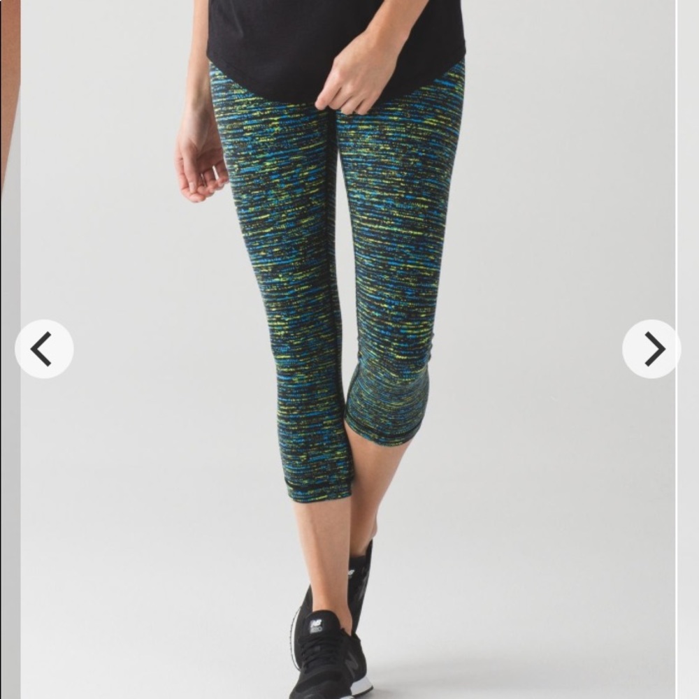 Lululemon Wunder Under Crop (Hi-Rise) size 8